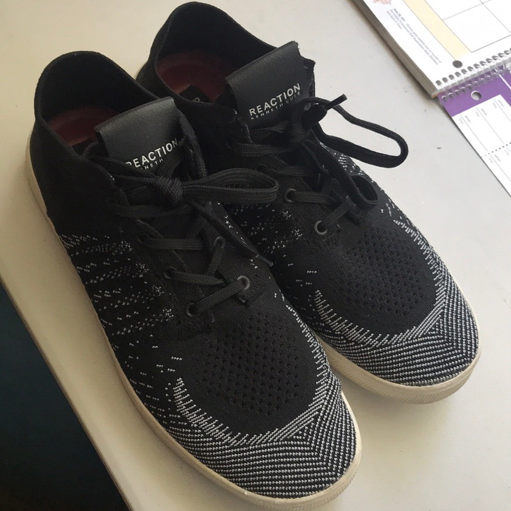 Kenneth Cole FLYKNIT Reaction